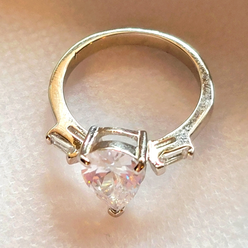 Charmed Aroma Pear Cut Ring - Picture 5 of 11